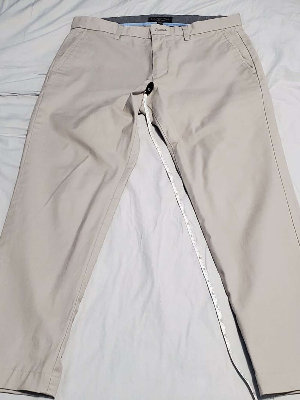 Banana Republic men’s tapered light grey pants, 31x27